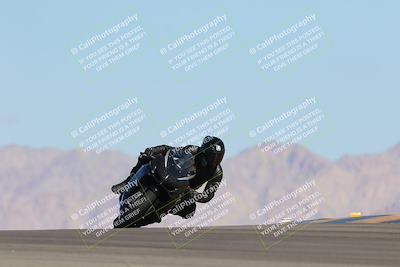 media/Oct-01-2023-SoCal Trackdays (Sun) [[4c570cc352]]/Turn 9 Set 1 (950am)/